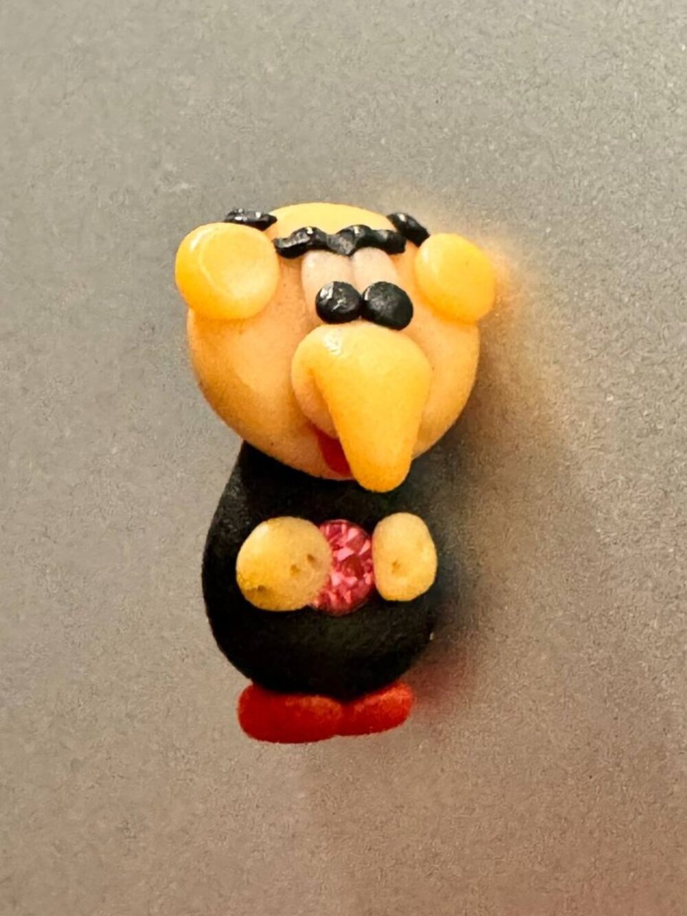 Vintage Y2K Adorable Troll Brooch with Pink Rhinestone. - Picture 4 of 4